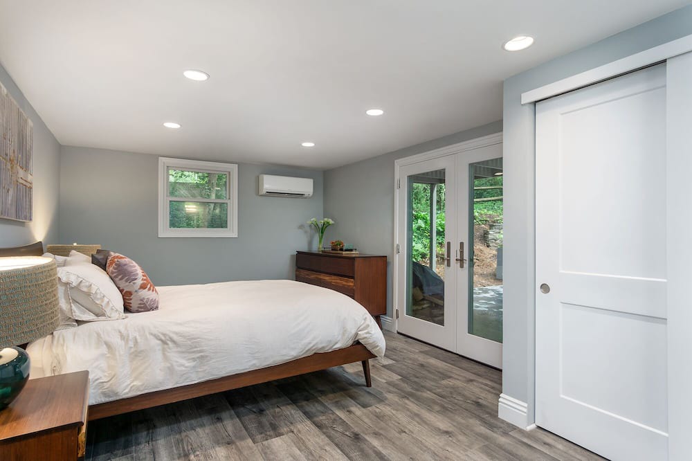 Photo of Bedroom in Laurel Park