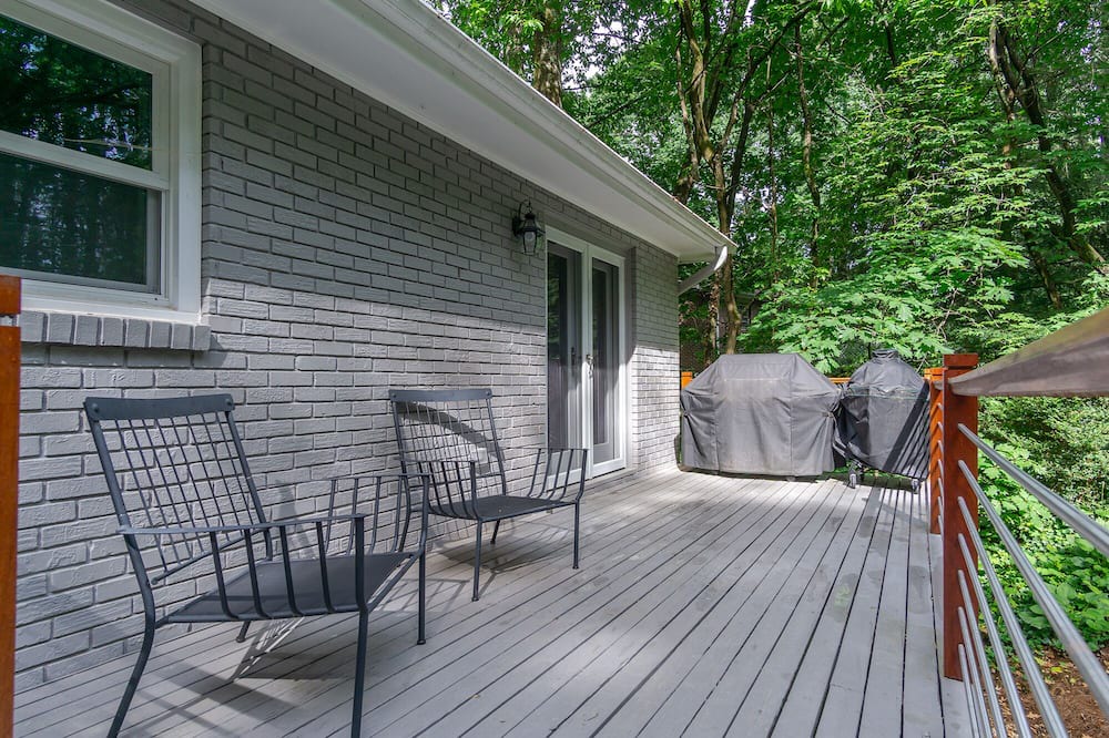 Photo of Patio Balcony in Laurel Park