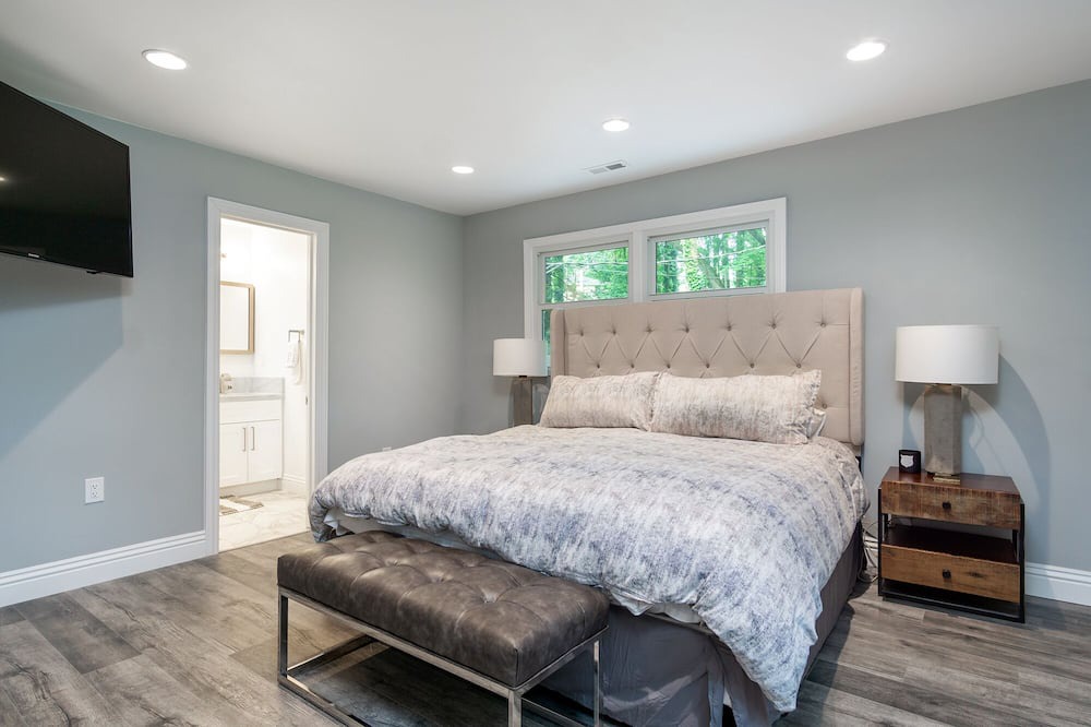 Photo of Bedroom in Laurel Park