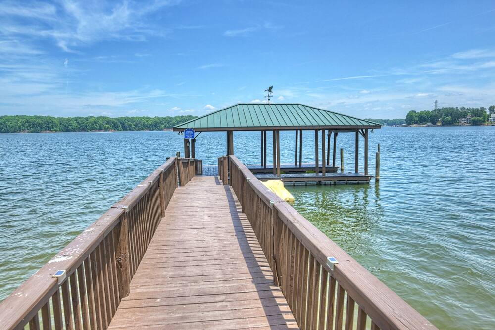 Photo of Outdoor in Lake Norman of Catawba