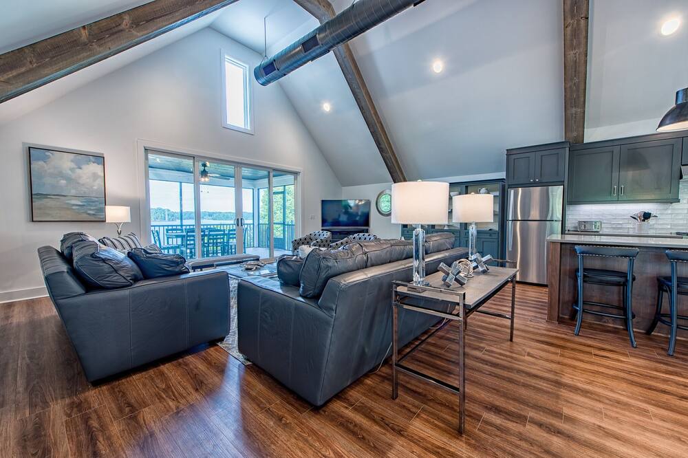 Photo of Outdoor in Lake Norman of Catawba