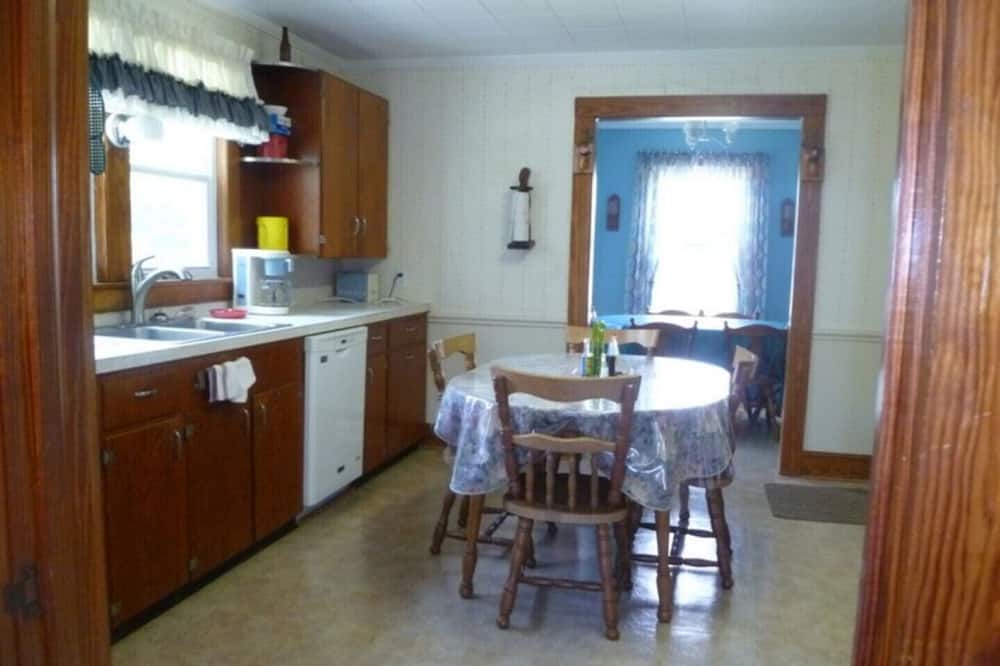 Photo of Kitchen in Lawsonville