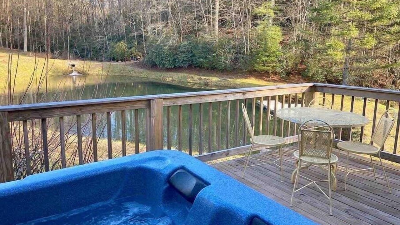 Photo of Outdoor in Lake Toxaway