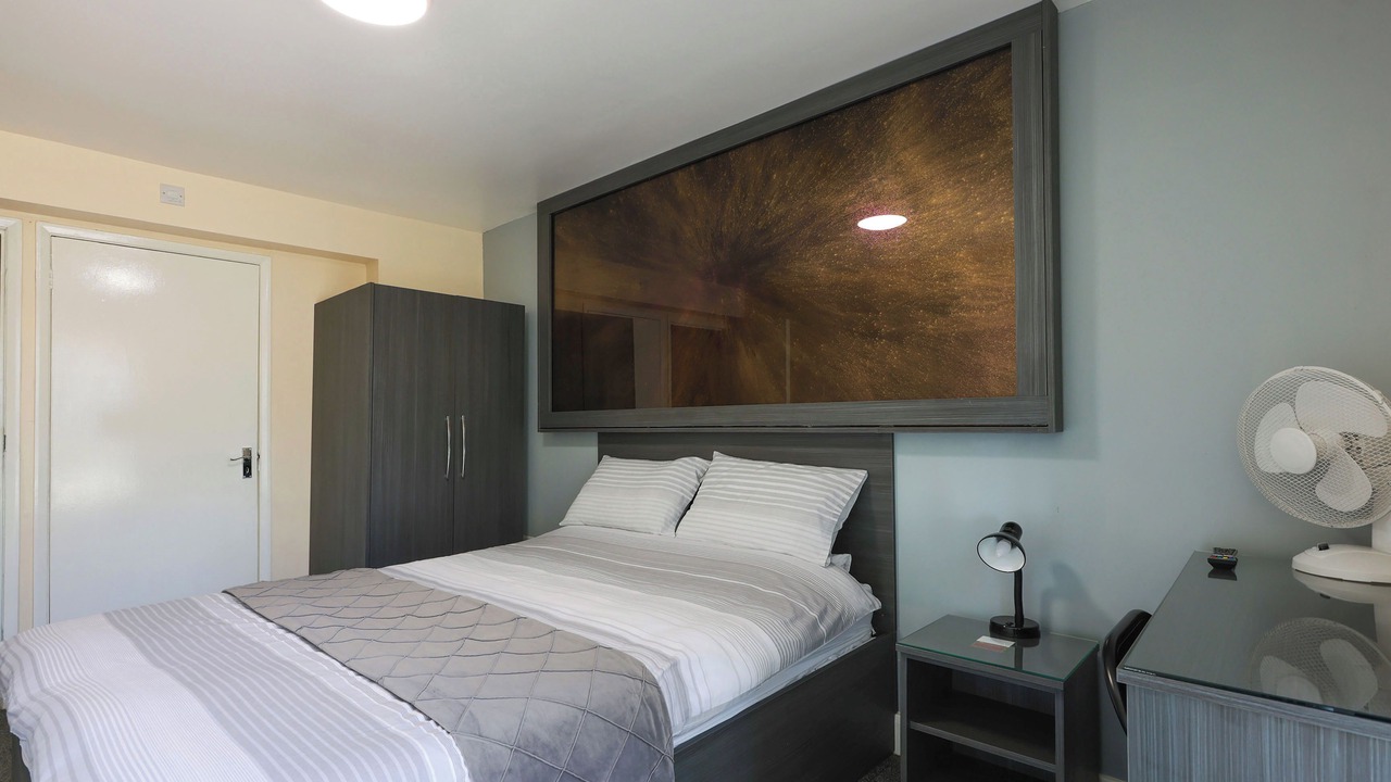 Photo of Bedroom in Uxbridge South
