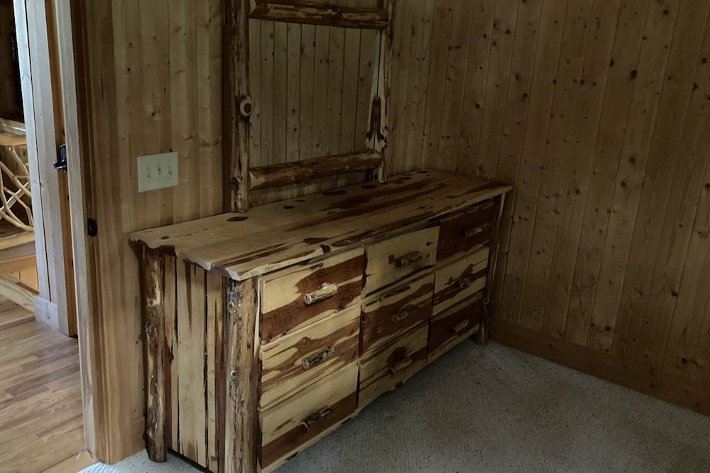 Photo of Bedroom in Cullowhee