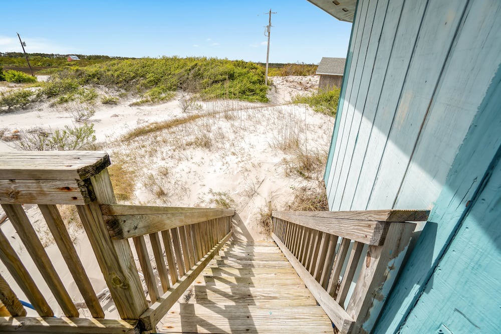Photo of Patio Balcony in Cedar Island