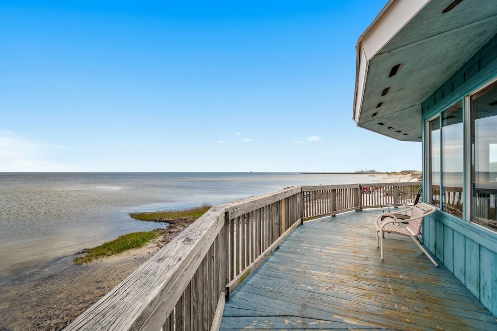 Photo of Patio Balcony in Cedar Island
