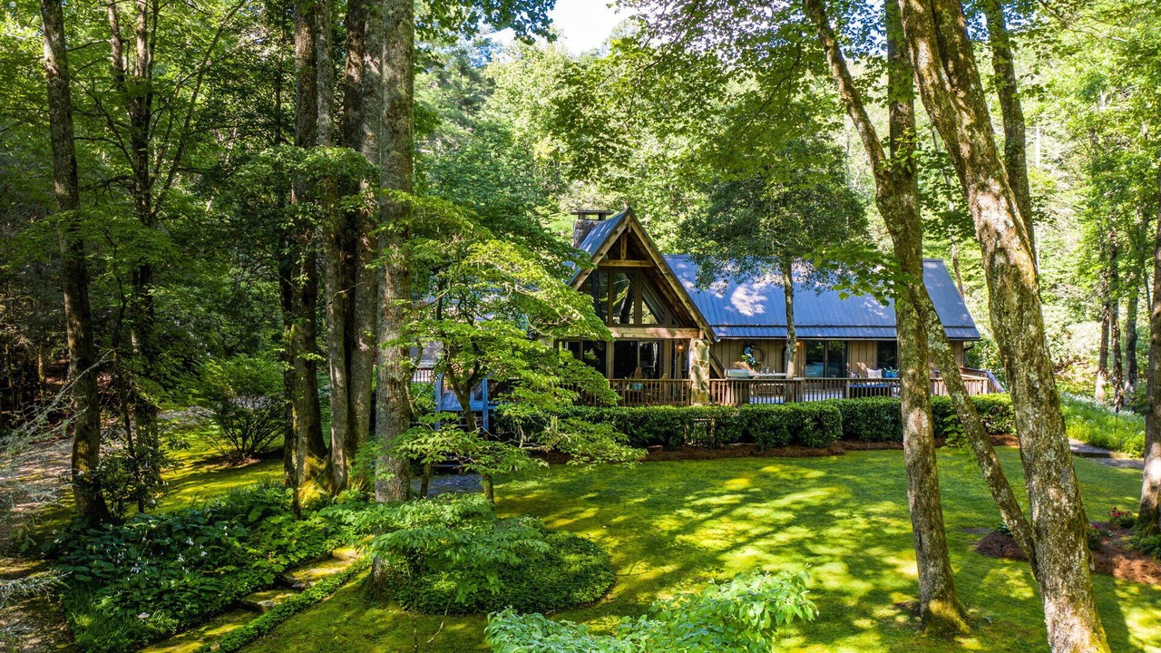 Photo of Outdoor in Lake Toxaway
