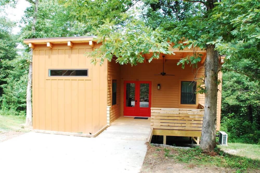 Photo of Outdoor in Weaverville