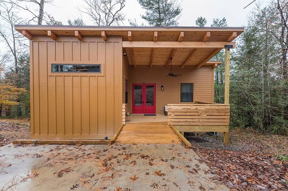 Photo of Outdoor in Weaverville