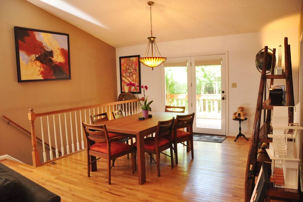 Photo of Bedroom in Skyland