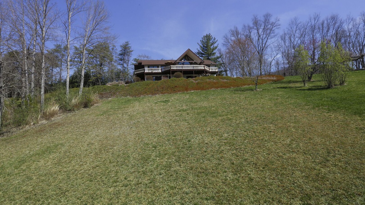 Photo of Outdoor in Barnardsville