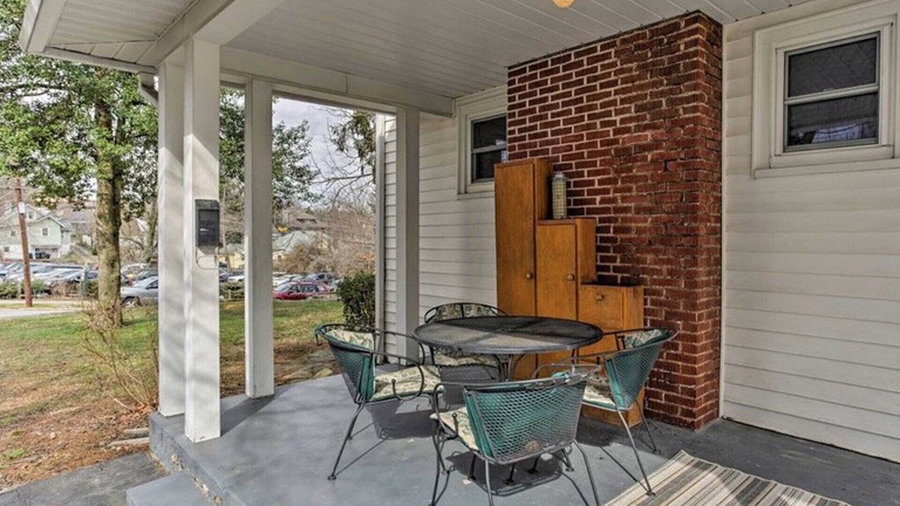 Photo of Outdoor in Hendersonville