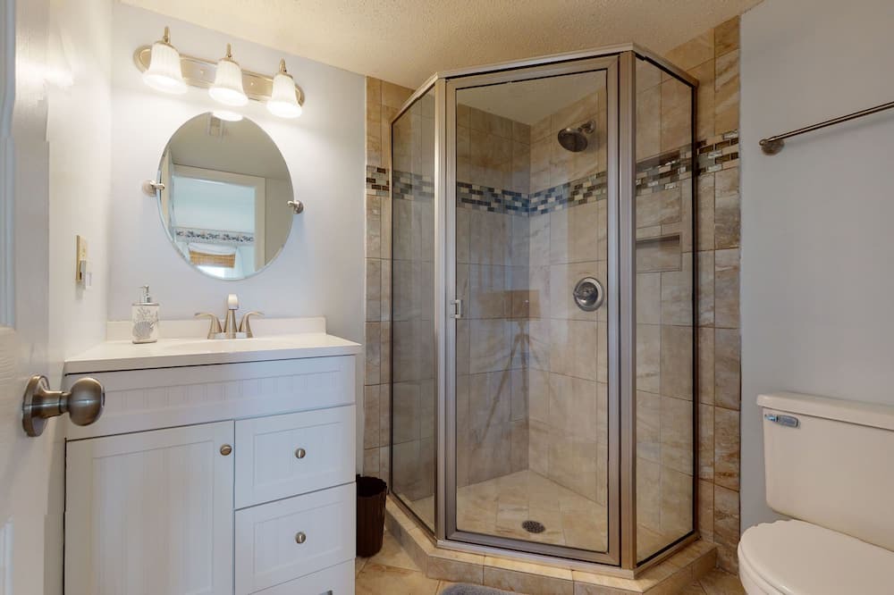Photo of Bathroom in Sneads Ferry