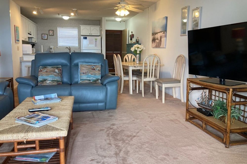 Photo of Livingroom in Sneads Ferry