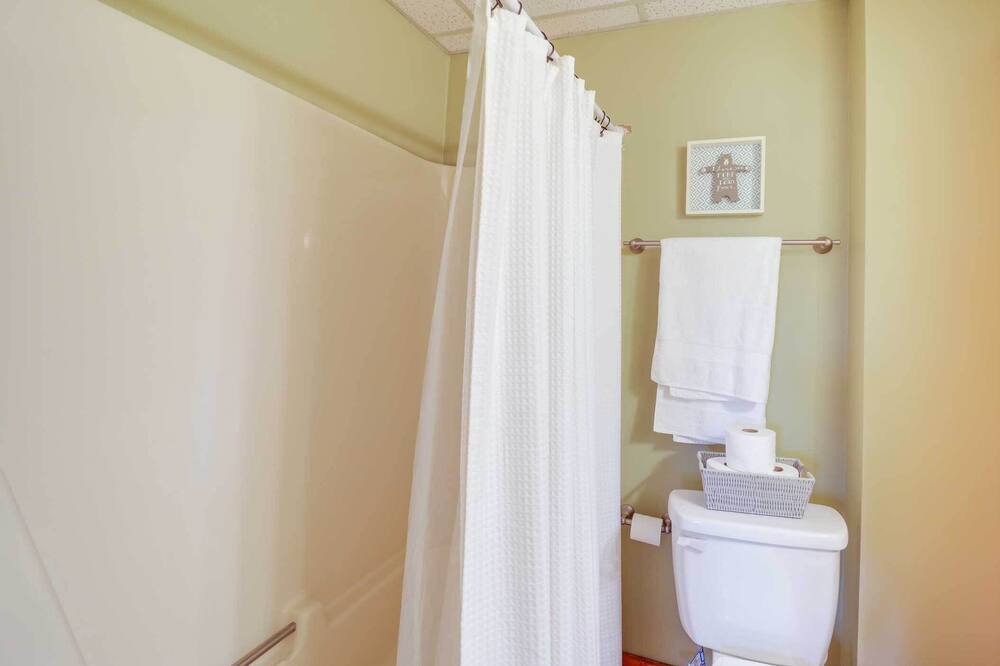 Photo of Bathroom in Mill Ridge