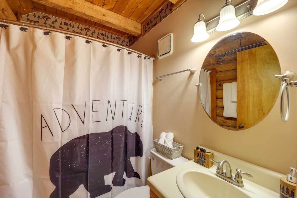 Photo of Bathroom in Mill Ridge