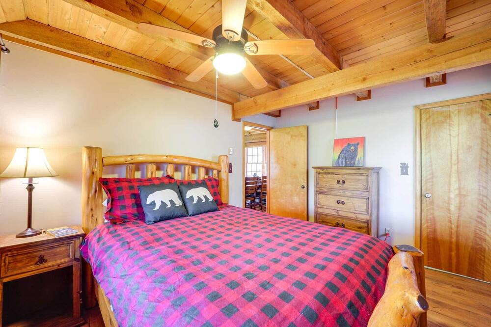 Photo of Bedroom in Mill Ridge