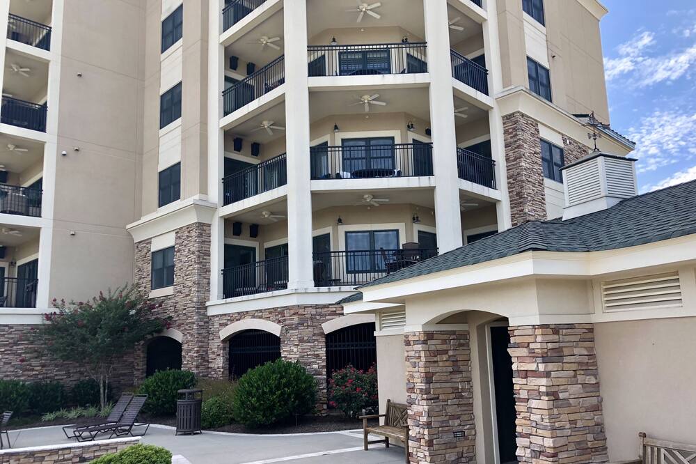 Photo of Outdoor in Westlake Corner