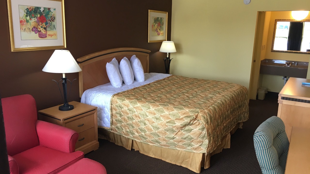 Photo of Bedroom in Tarboro
