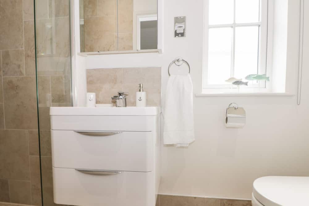Photo of Bathroom in Filey