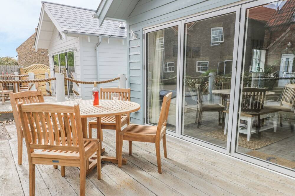 Photo of Patio Balcony in Filey