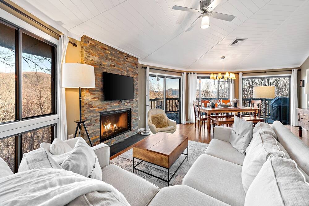Photo of Livingroom in Montreat