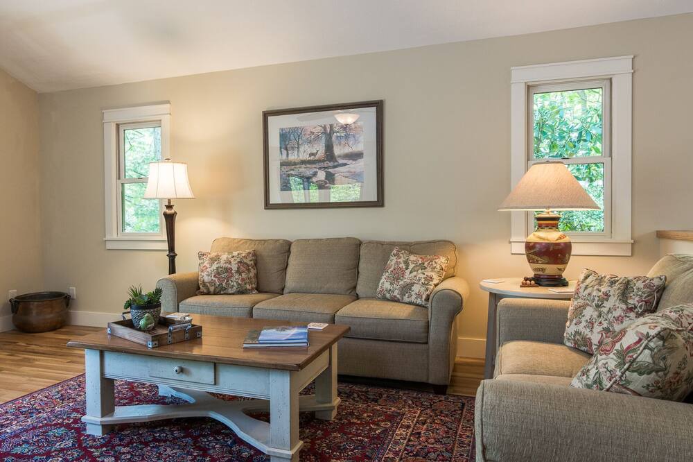 Photo of Bedroom in Brevard