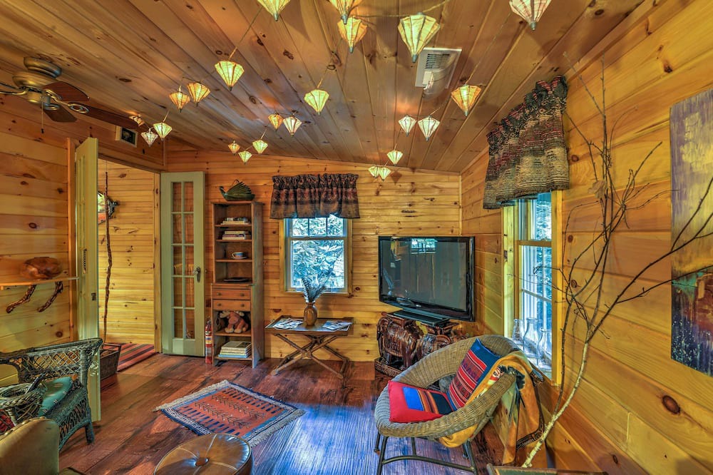 Photo of Livingroom in Celo