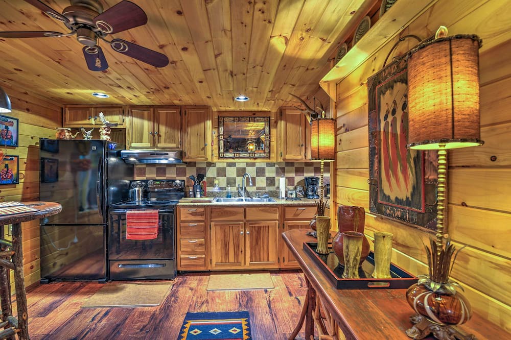 Photo of Kitchen in Celo