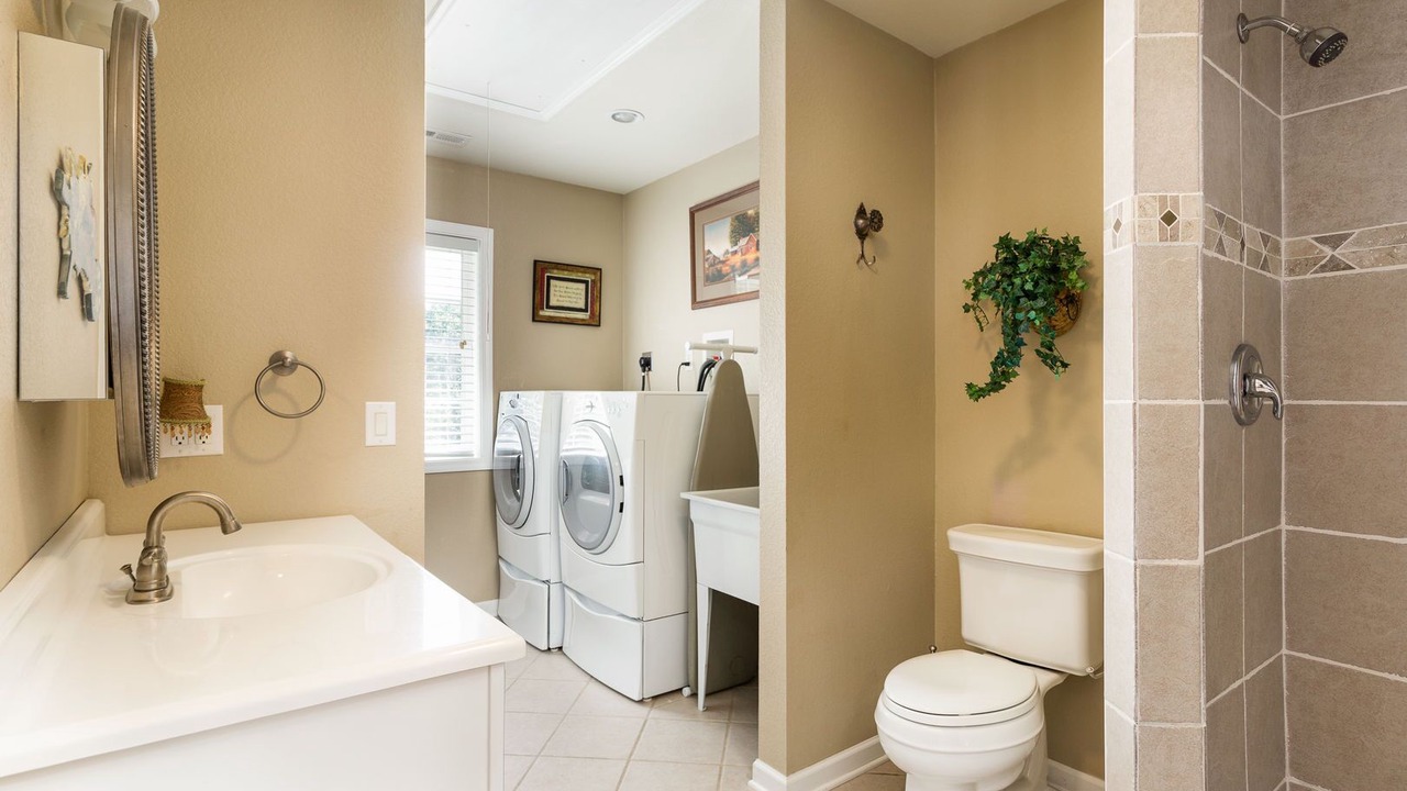Photo of Bathroom in Chimney Rock