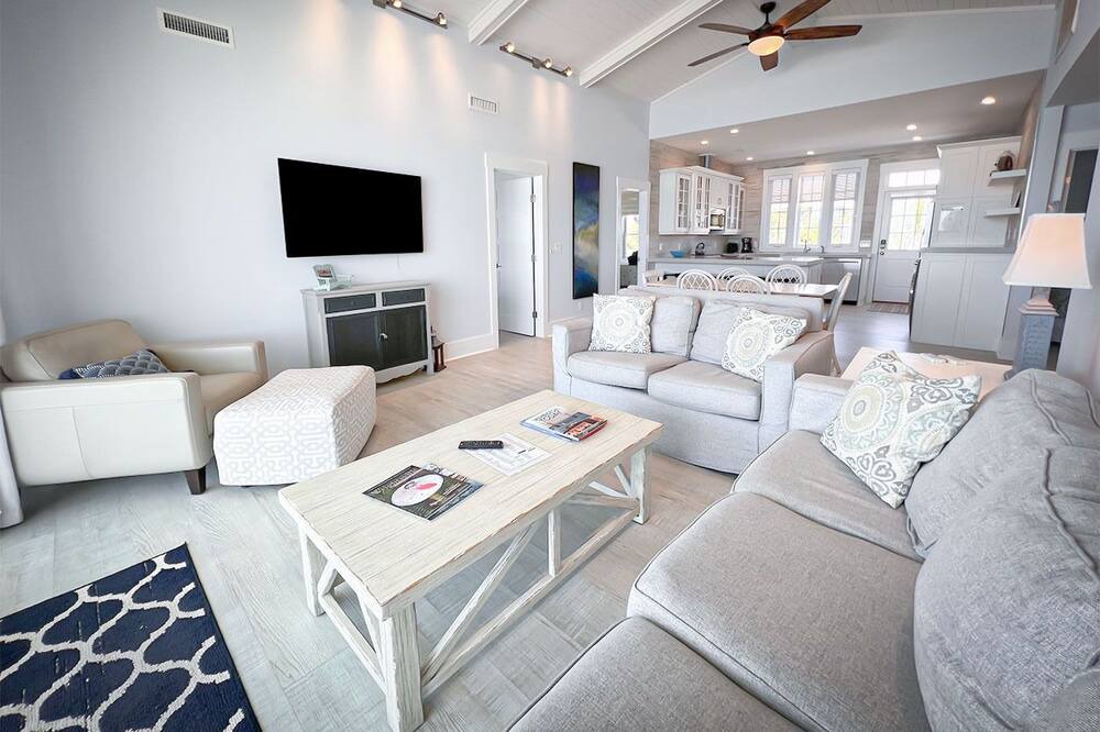 Photo of Livingroom in Shell Island