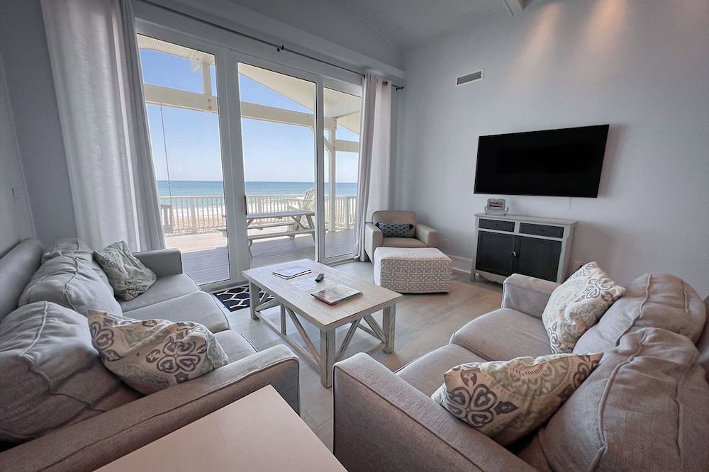Photo of Livingroom in Shell Island