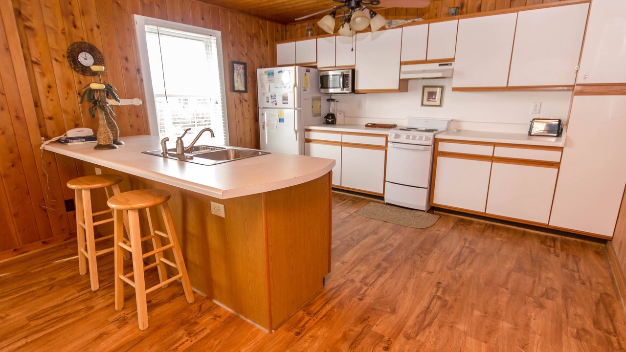 Photo of Kitchen in Sea Retreat