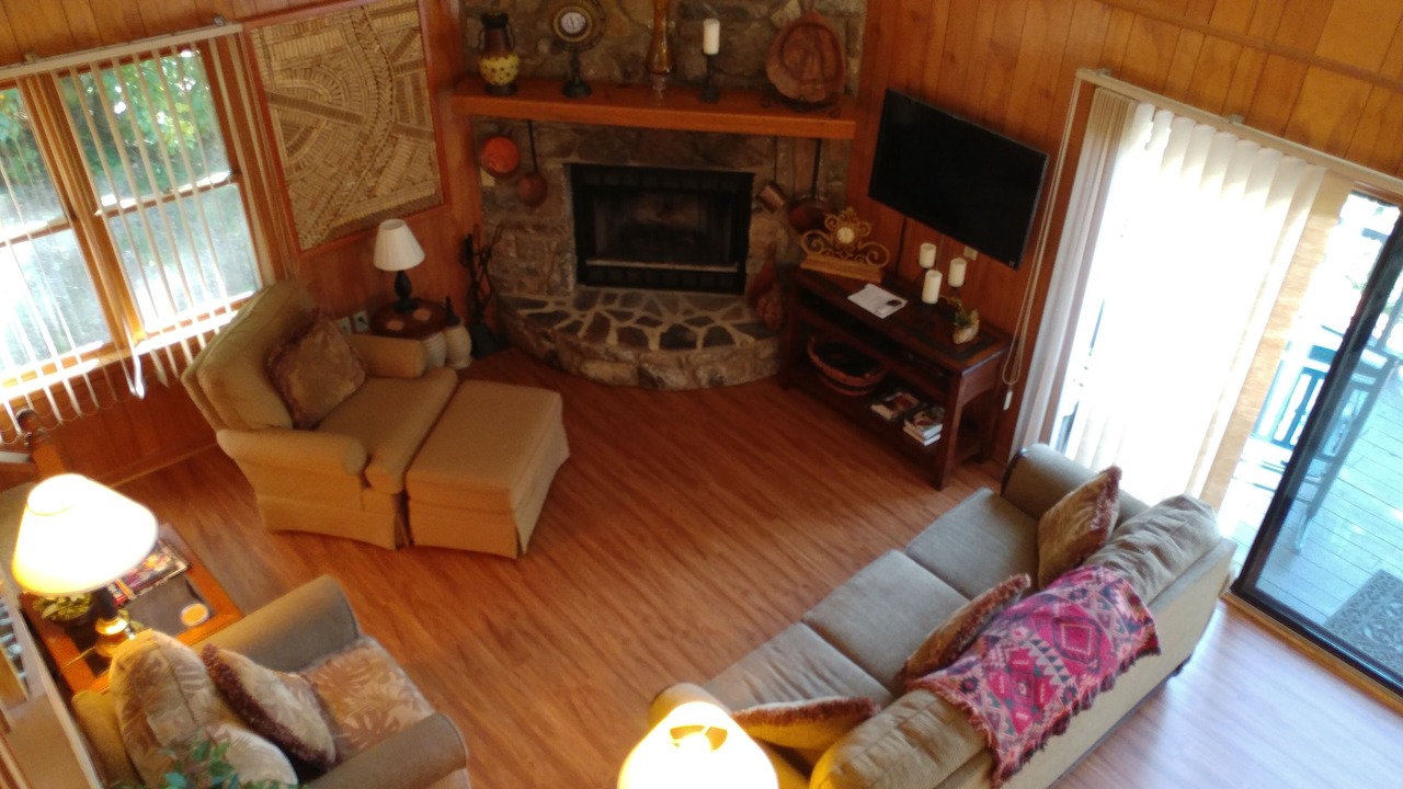 Photo of Livingroom in Valley Creek Run