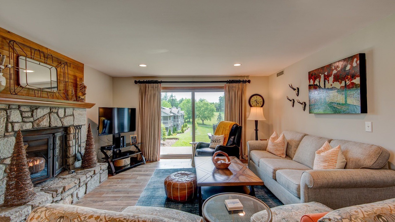 Photo of Livingroom in Blowing Rock