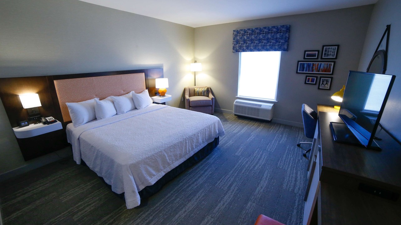 Photo of Bedroom in Forest City