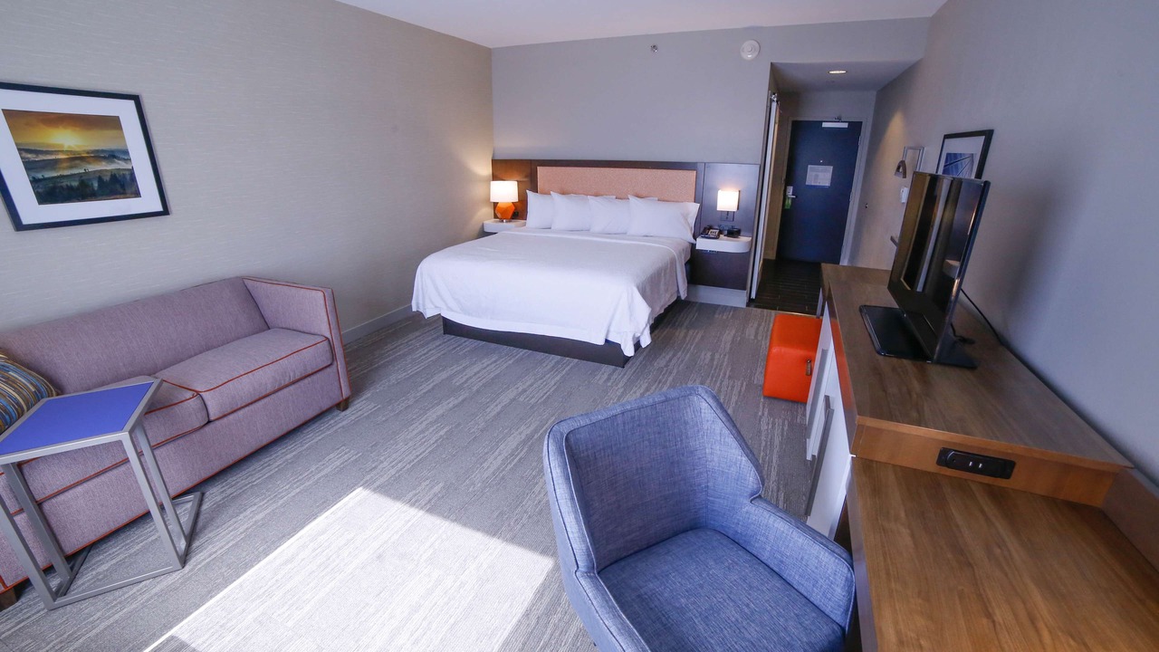 Photo of Bedroom in Forest City