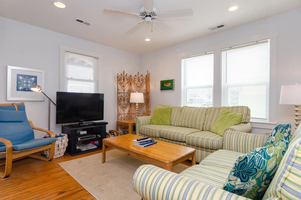 Photo of Livingroom in South End