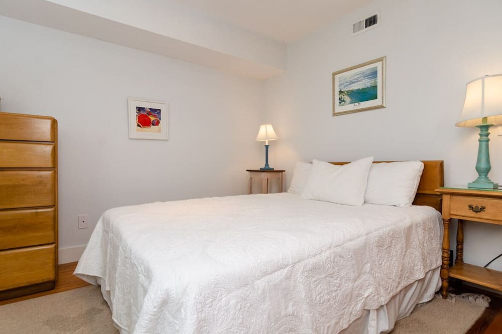 Photo of Bedroom in South End