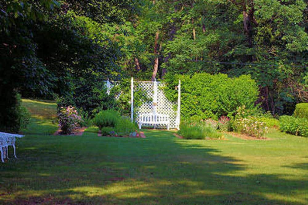 Photo of Outdoor in Kenilworth