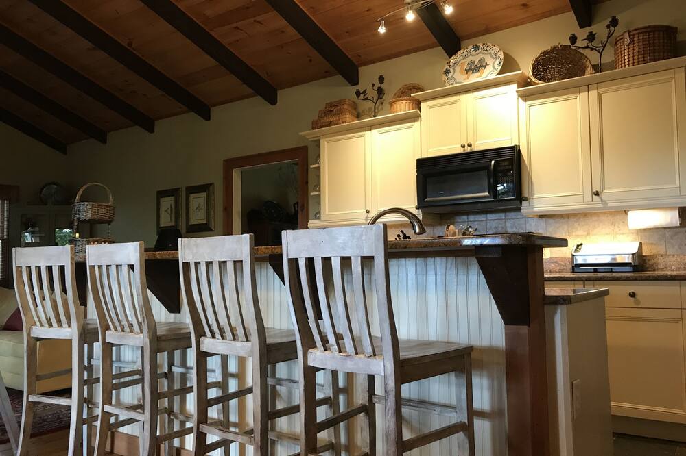 Photo of Kitchen in Glenville
