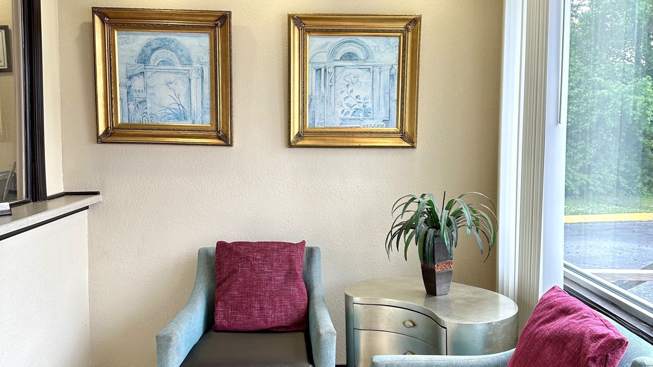 Photo of Livingroom in Elizabeth City