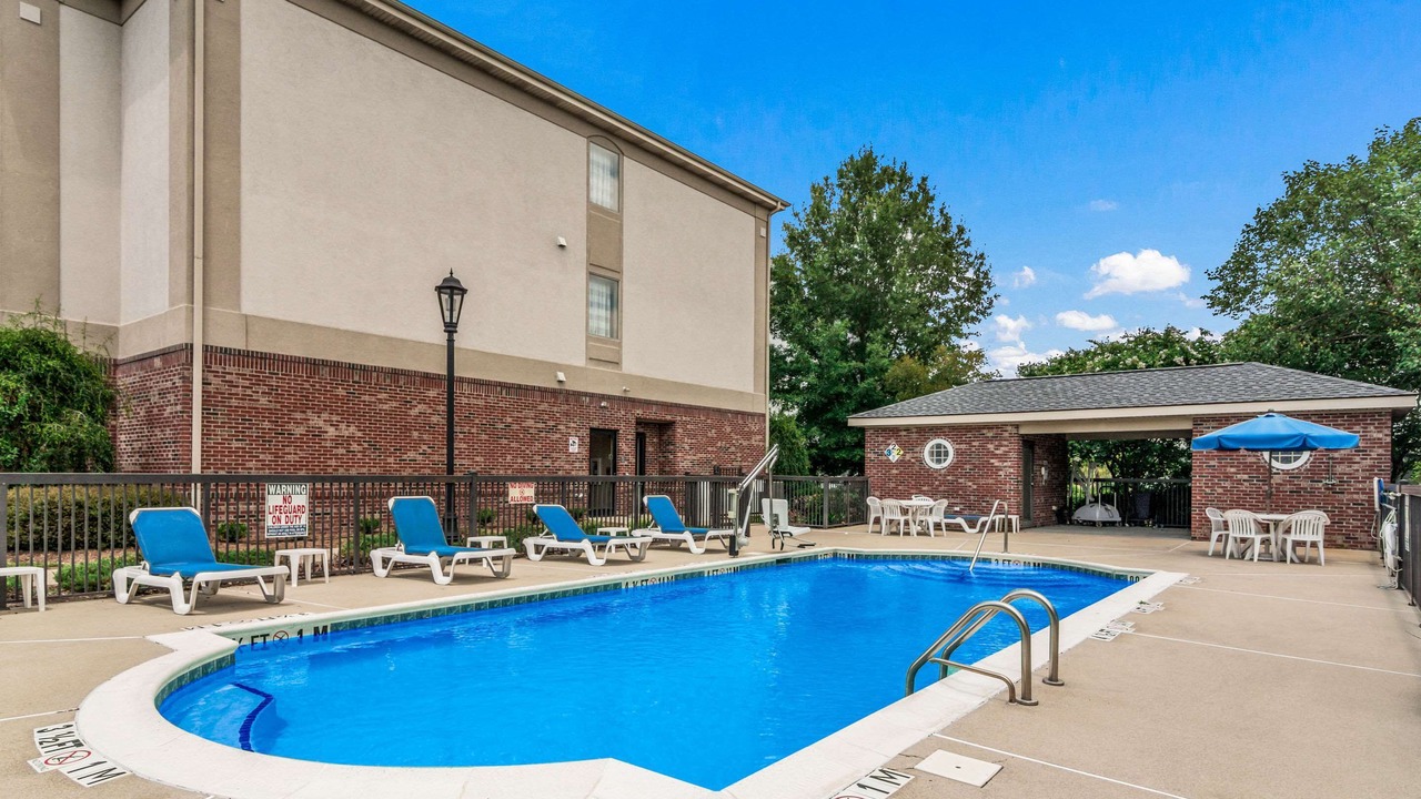 Photo of Outdoor in Smithfield