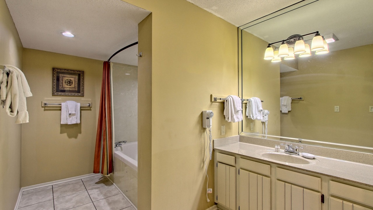 Photo of Bathroom in Sapphire