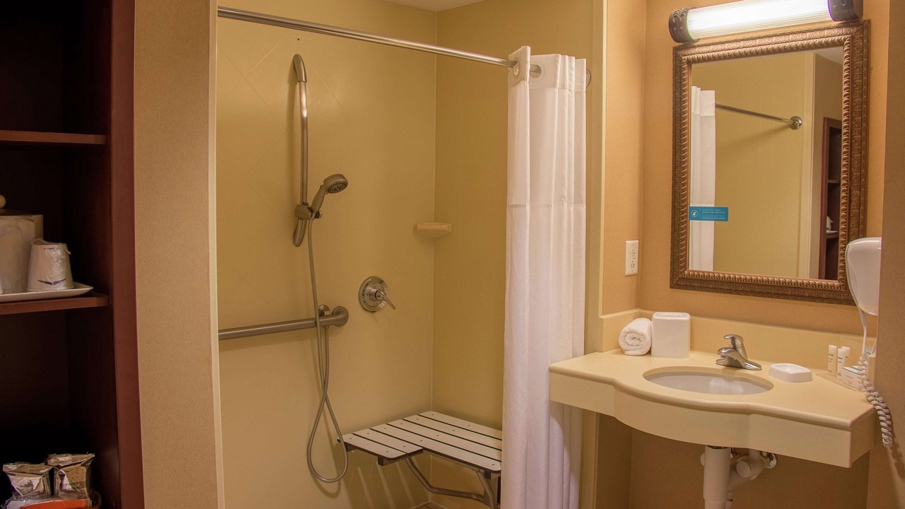 Photo of Bathroom in Murphy