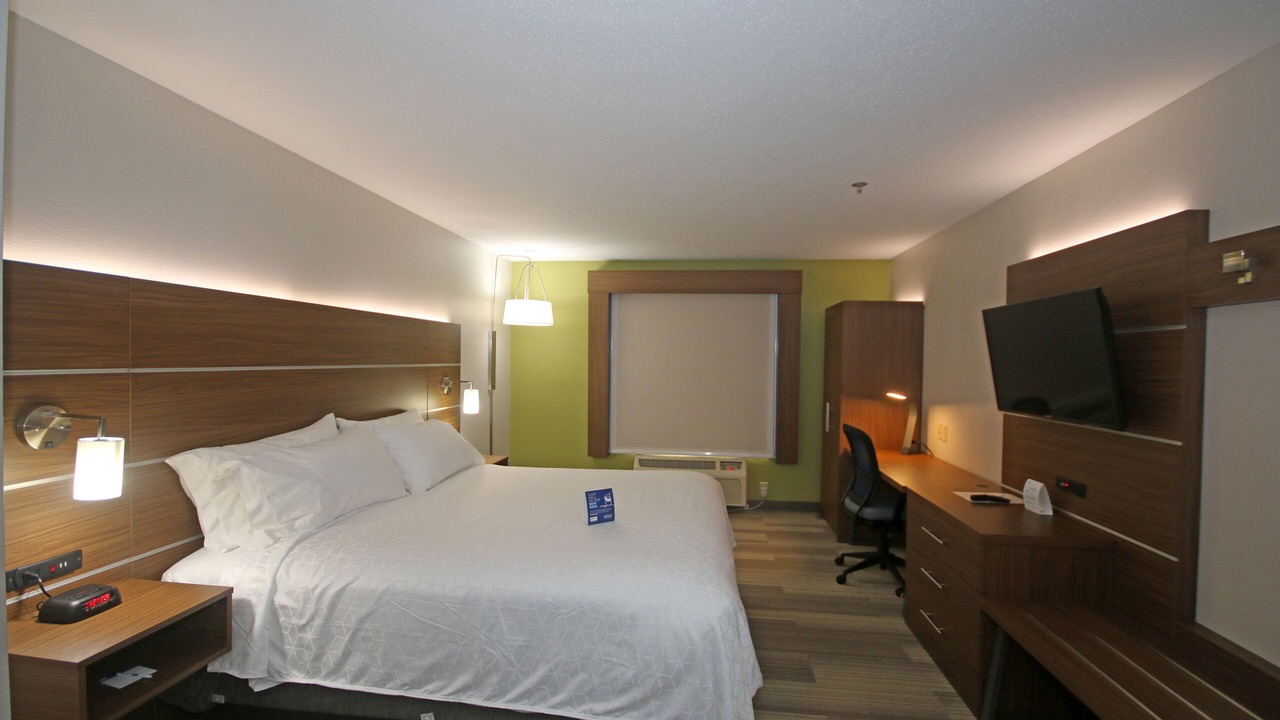 Photo of Bedroom in Greensboro