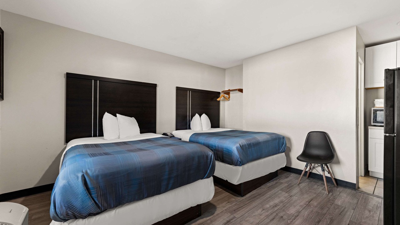 Photo of Bedroom in East Forest