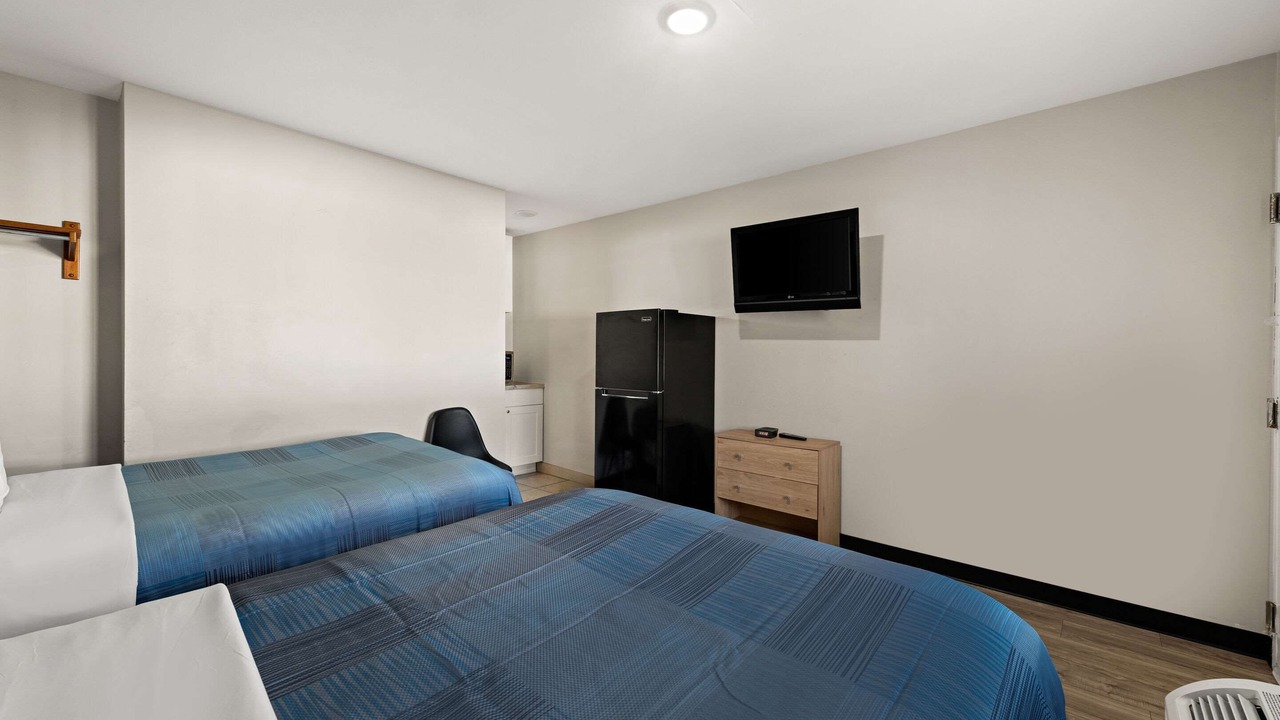 Photo of Bedroom in East Forest