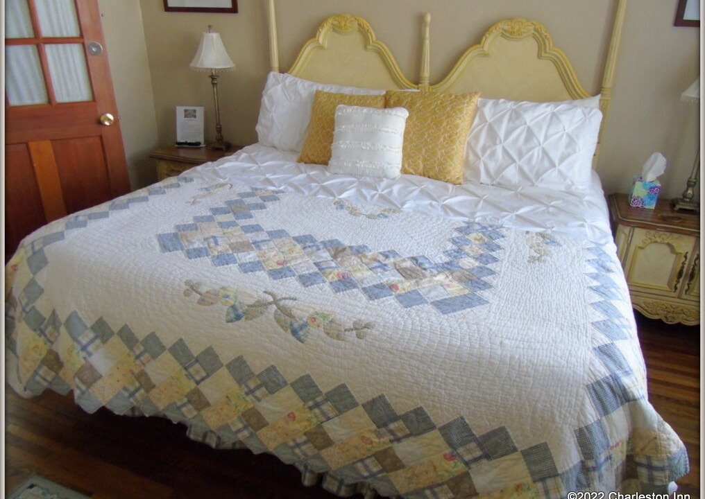 Photo of Bedroom in Hendersonville